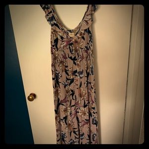 Gorgeous O’Neill Maxi Dress! 😍